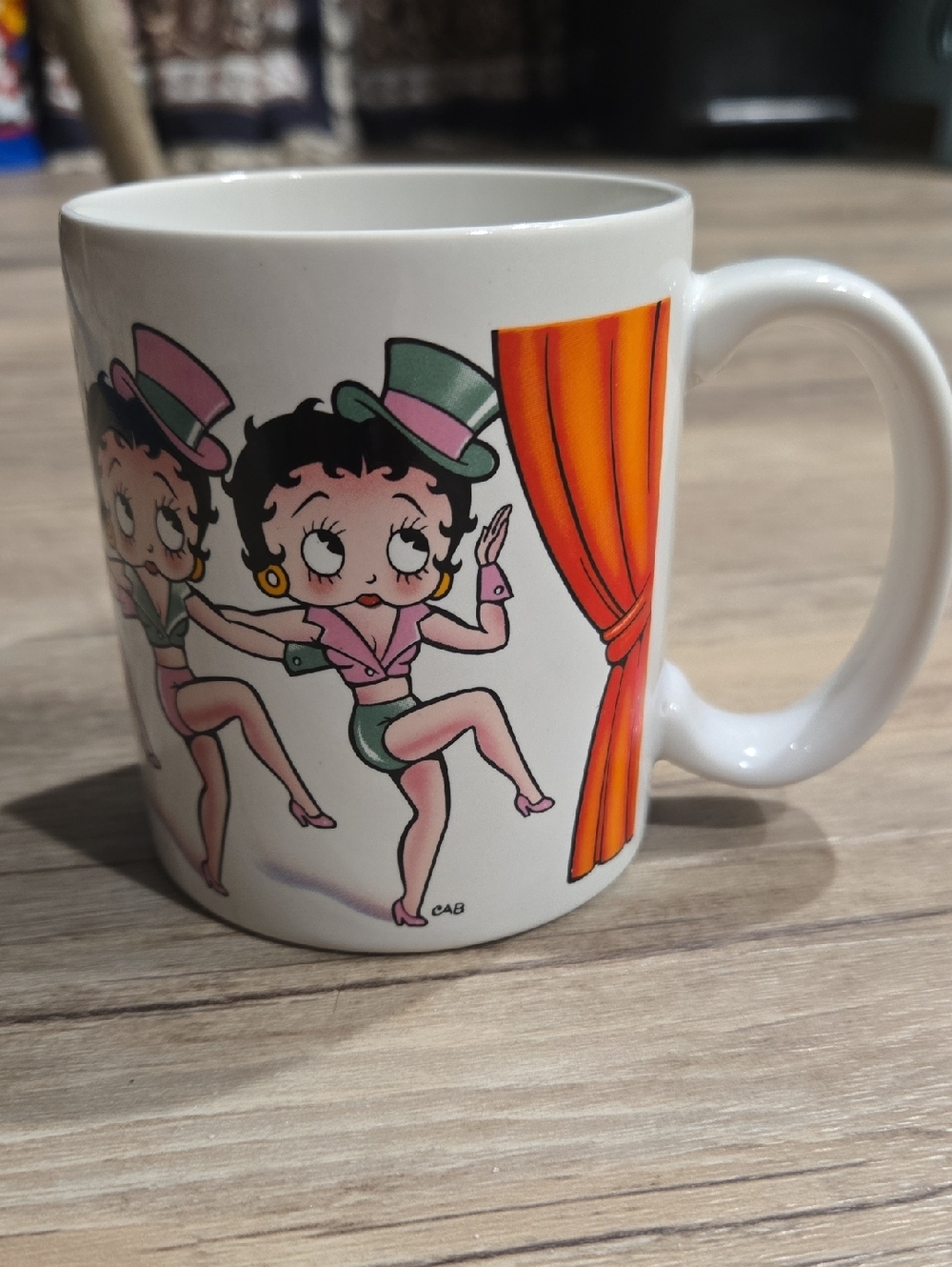 Vintage 1981 Classic Betty Boop White Ceramic Coffee Mug.